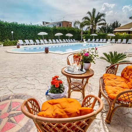 Ferienwohnung Casa Vacanza Paradise Vicino Cefalu Con Servizio Di Piscina A 3 Chilometri Campofelice Di Roccella Exterior foto