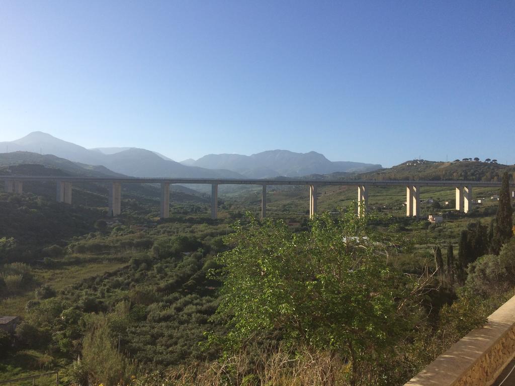Ferienwohnung Casa Vacanza Paradise Vicino Cefalu Con Servizio Di Piscina A 3 Chilometri Campofelice Di Roccella Exterior foto