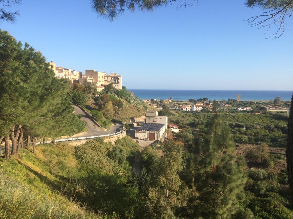 Ferienwohnung Casa Vacanza Paradise Vicino Cefalu Con Servizio Di Piscina A 3 Chilometri Campofelice Di Roccella Exterior foto